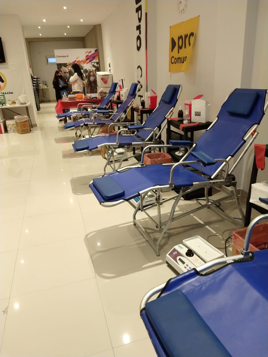 AliciaBesada's tweet photo. Un rico desayuno para compartir y agradecer, terminada la #donación !! Gracias!!! #FUNDACIÓNHEMOCENTRO x ser parte de este proyecto .HOY en #calasanz219 #LocalPro. Donar #Sangre es donar #Vida @SebastianLoreto @Gerar_Ayerbe78 @CordobaMaris @danielmattioli https://t.co/nGUDF2o42n