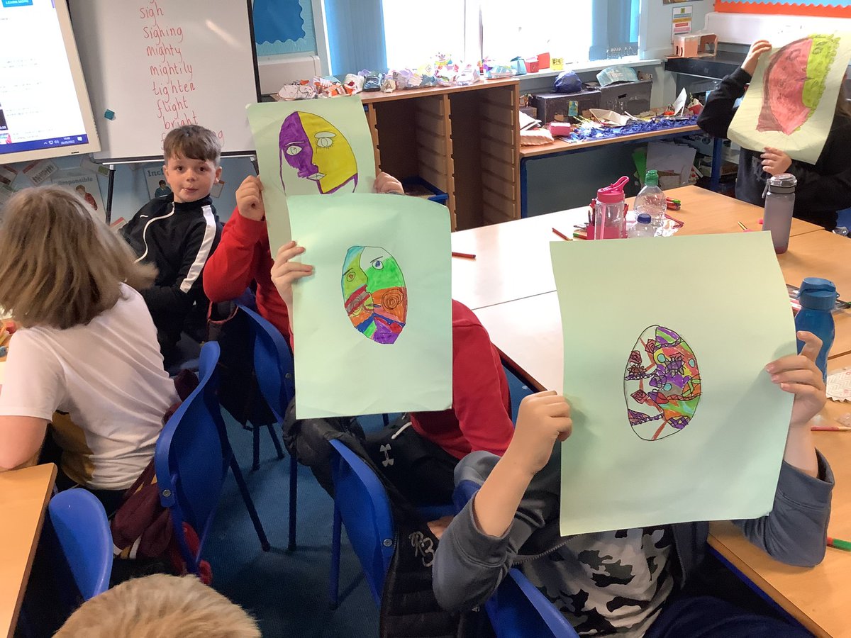 MrsLerpiniere's tweet photo. Guess who? P5 in the style of Picasso 🤩👏🏻🌈🖍🖼🖌@MissFranceBPS https://t.co/4suOVemmPC