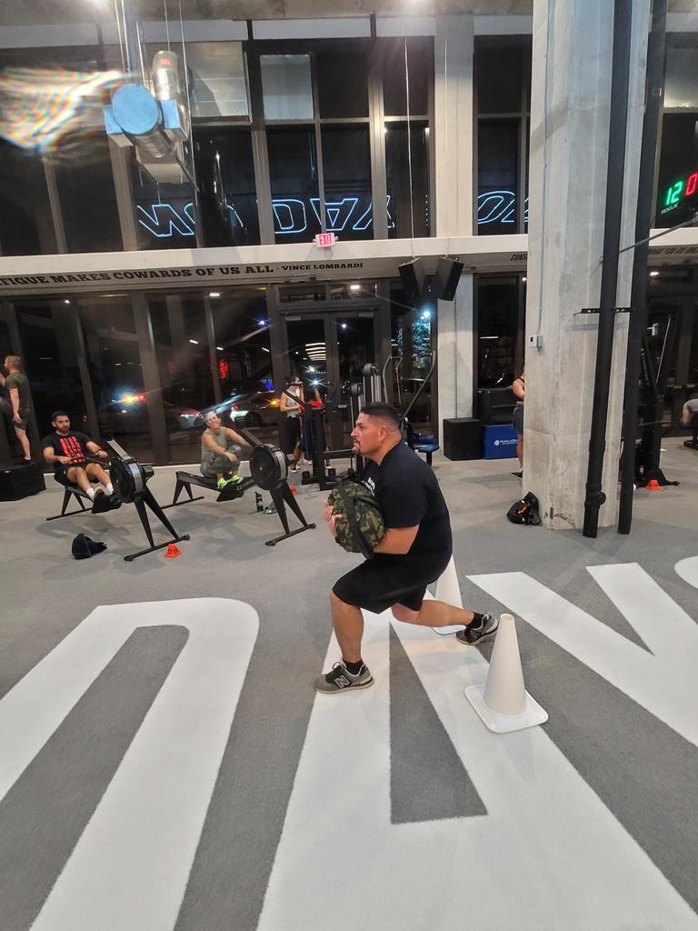ALivE305's tweet photo. Our sweat for a cause fundraiser was a success! Thanks to @nodaysoff #LegacyFit in #Wynwood for hosting us. We had a blast raising money for the #fostercare @HisHouseMiami, this has been a great 👍 journey with @MiamiChamber thru its #LeadershipMiami program. https://t.co/azgQRqWYIi