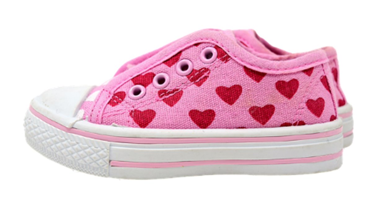 rxalbany's tweet photo. @ElderLeader It was Fancy shoe day... so they all wore fancy shoes while they were gunned down.  In protest, at the NRA meeting, there should be heaping piles of sparkly, fun kids shoes to represent all the children affected by gun violence in this country.  https://t.co/zhQmd8mHmT https://t.co/o6Qx5rtfsZ