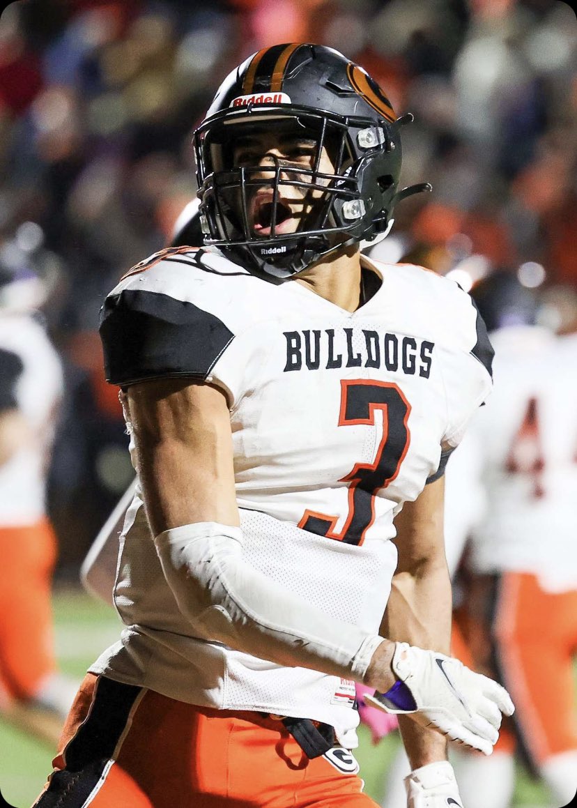 barstool_green's tweet photo. Ohio POTY Football✅
Fed POTY Basketball✅
Fed POTY Baseball✅
3 Sport dominance.
#GTownOnTop https://t.co/IFojHCpTlx