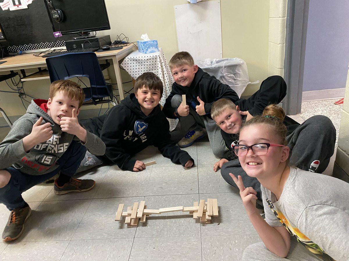 cj_walker03's tweet photo. Look at all these brilliant builders from @keichermc stretching their minds as they complete challenges using @KEVAplanks! Thanks @MrsAmberBarnes for letting me drop in a couple weeks ago! @center_michigan @EdTechJXN #TeamJXN #edtech @JacksonISD #cmakers #REMCrits #STEM #Maker https://t.co/DjY1qENvJL