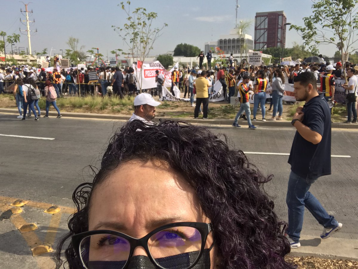 alcaldera's tweet photo. Estamos listos para salir #UdeGEsDeTodos #SUTUDG presente https://t.co/c5yyDDRHcp