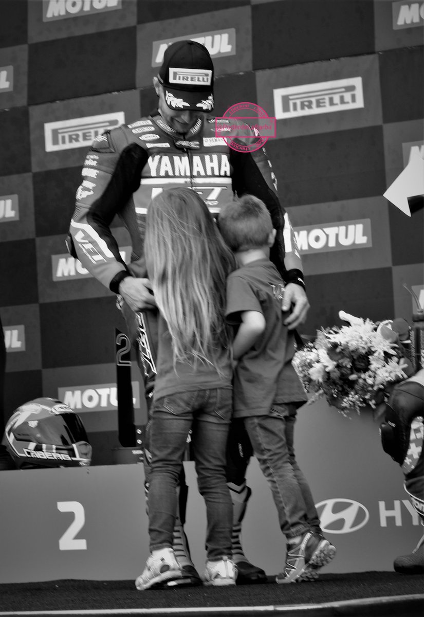 El Poder De La Barba tweet media