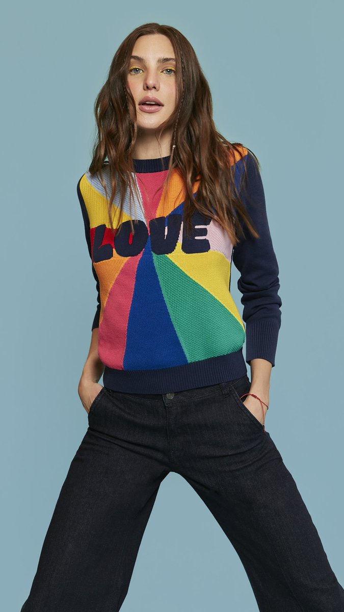 starry_sky_maca's tweet photo. Su consejo de moda "Amarse mucho es el mejor consejo. No hay manera de que te guste lo que tienes puesto si no te sientes cómodo contigo mismo"
@macabeso #MacarenaAchaga
#modareforma #Colors4Maca #benetton
Aquí la pueden leer la entrevista completa 👇
https://t.co/6moIDRxliw https://t.co/T5mTxY2muS