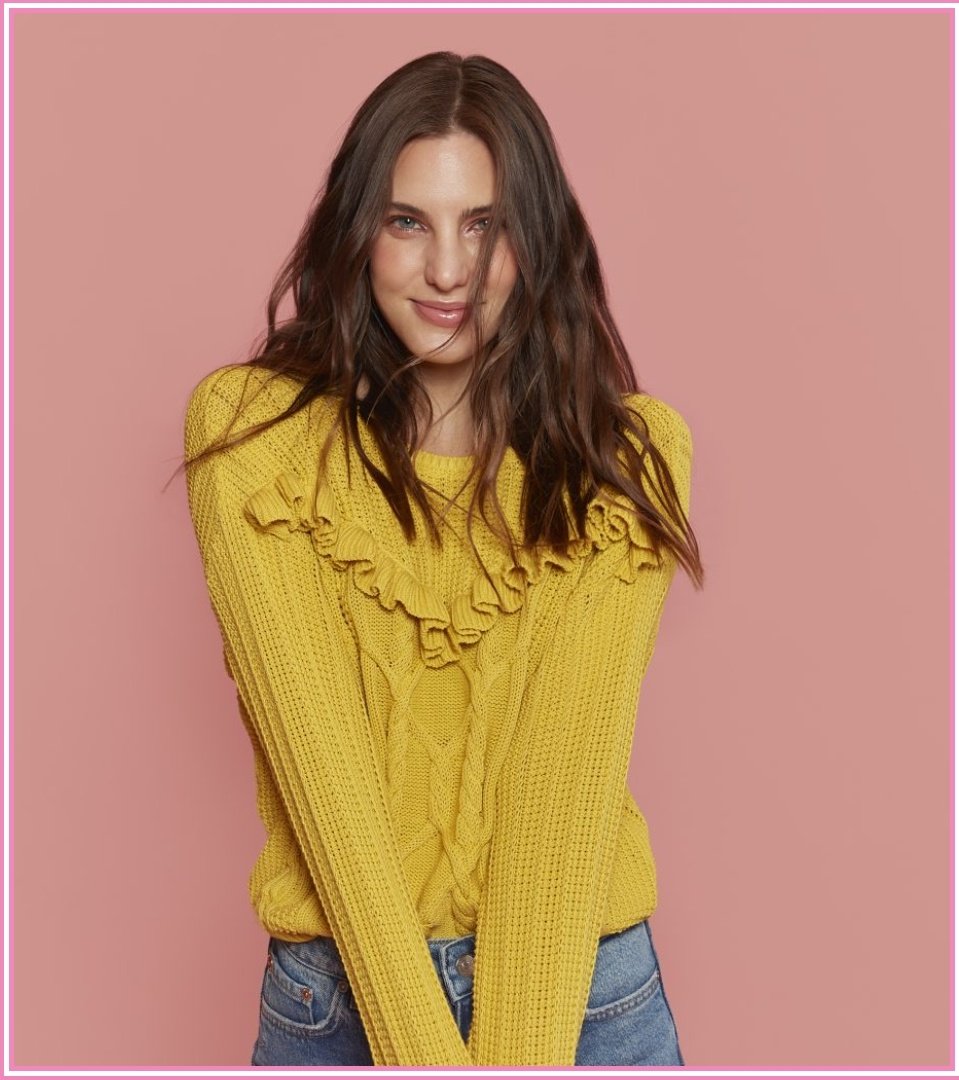 starry_sky_maca's tweet photo. Su consejo de moda "Amarse mucho es el mejor consejo. No hay manera de que te guste lo que tienes puesto si no te sientes cómodo contigo mismo"
@macabeso #MacarenaAchaga
#modareforma #Colors4Maca #benetton
Aquí la pueden leer la entrevista completa 👇
https://t.co/6moIDRxliw https://t.co/T5mTxY2muS