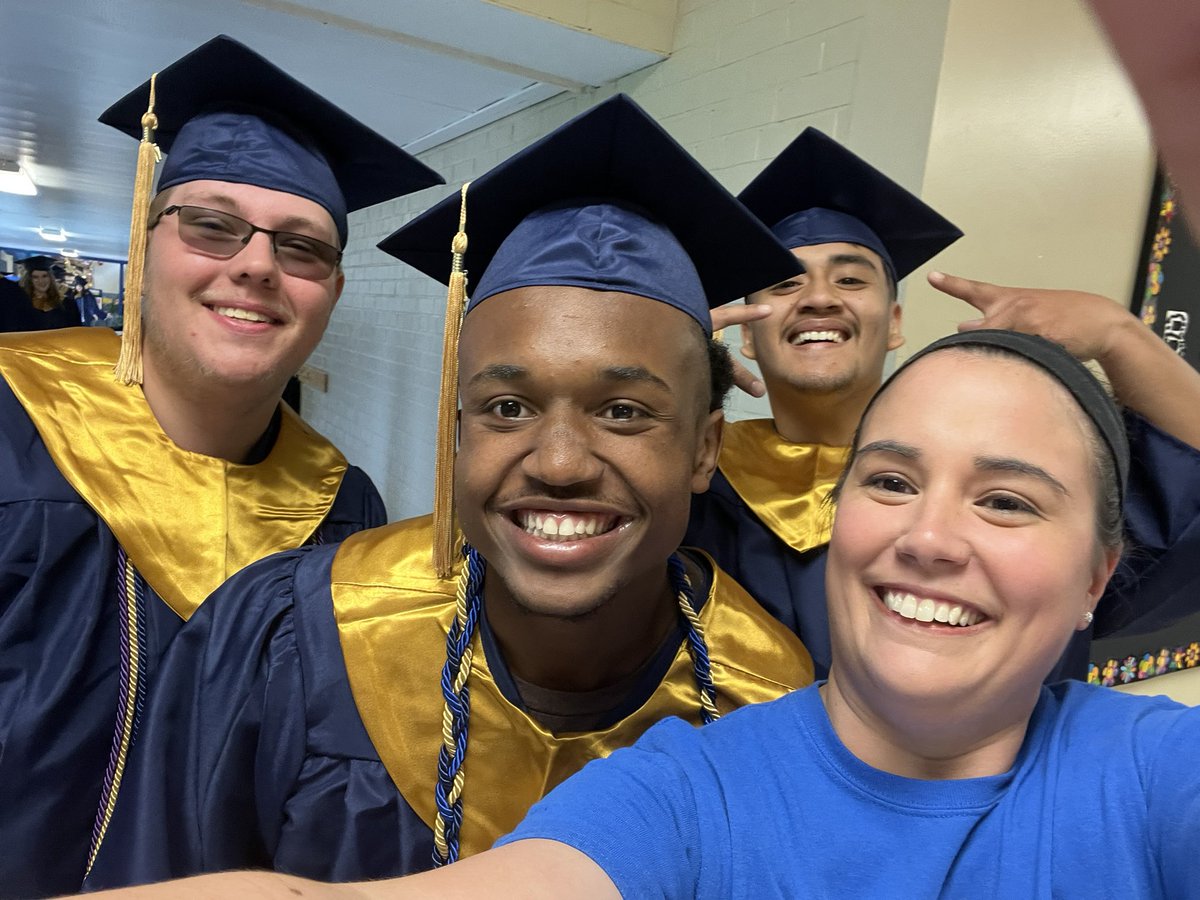 My first group of <a href="/RandallBearsISD/">Randall Elementary</a> are graduating 💙 #OnceABearAlwaysABear