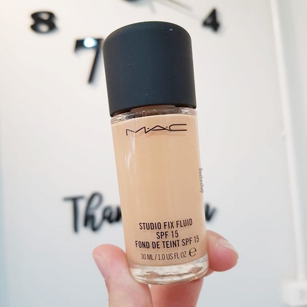 lacebrashop's tweet photo. พร้อมส่งฟรี ราคา 1,250 บาท
รองพื้น MAC Studio Fix Fluid SPF15 30ml. เพกเกจใหม่!
รองพื้นที่ช่วยสร้างผิวให้ดูสุขภาพดีพร้อมการปกปิดอำพรางทุกความพกพร่องของผิวบนใบหน้าให้แลดูจางลง
-สี NC15  
-สี NC20  
-สี NC25 
-สี NC30 
-สี NC35
-สี NC40 https://t.co/tQNQscWbMh