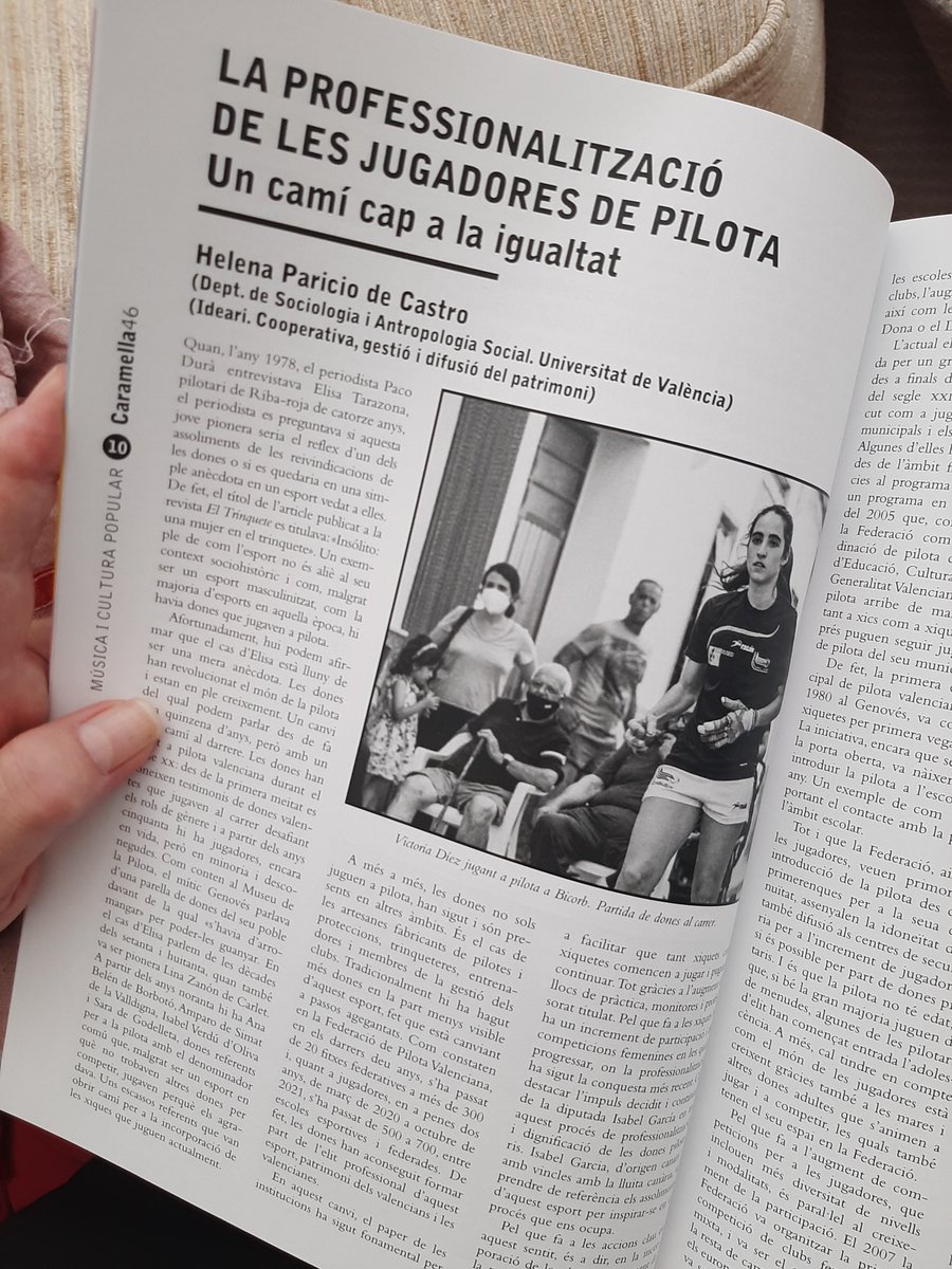 HParicio's tweet photo. Acabe de rebre la @RevCaramella on tinc el gust de participar en un article sobre la pilota. https://t.co/gIiy0D27EX