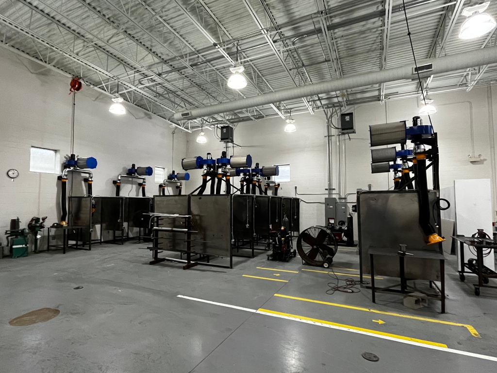 MooreTechMem's tweet image. @SCS_CCTE Welding students at Manassas High will participate in a Summer Welding Camp. Students will be given the opportunity to earn a dual enrollment credit and an AWS certification through a partnership with @SCSK12Unified &amp;amp; @MooreTechMem.
 #WBLinTN #ReadyGrad#welding #welders