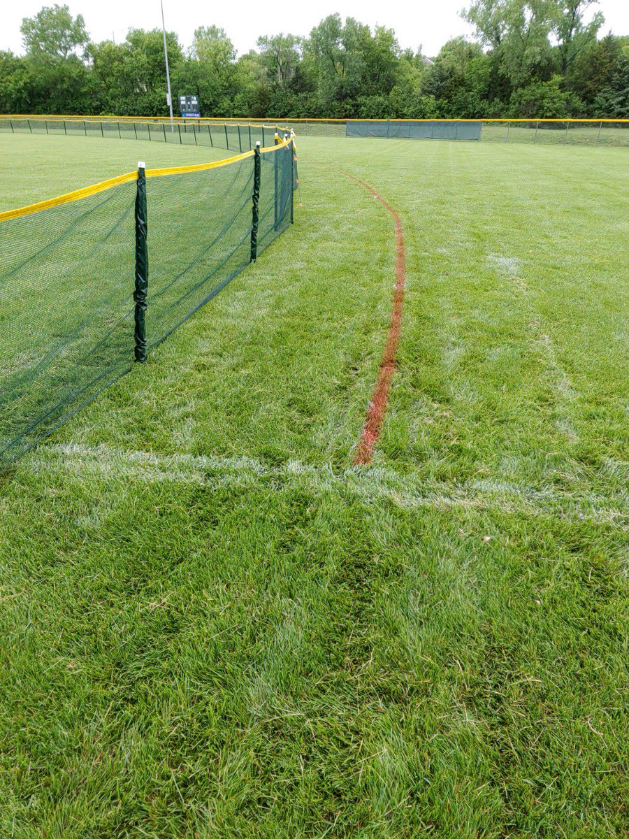KSHSAA's tweet photo. 3A Softball fans, bring a lawn chair and sit in the outfield if you’d like! https://t.co/IqOC334Vms