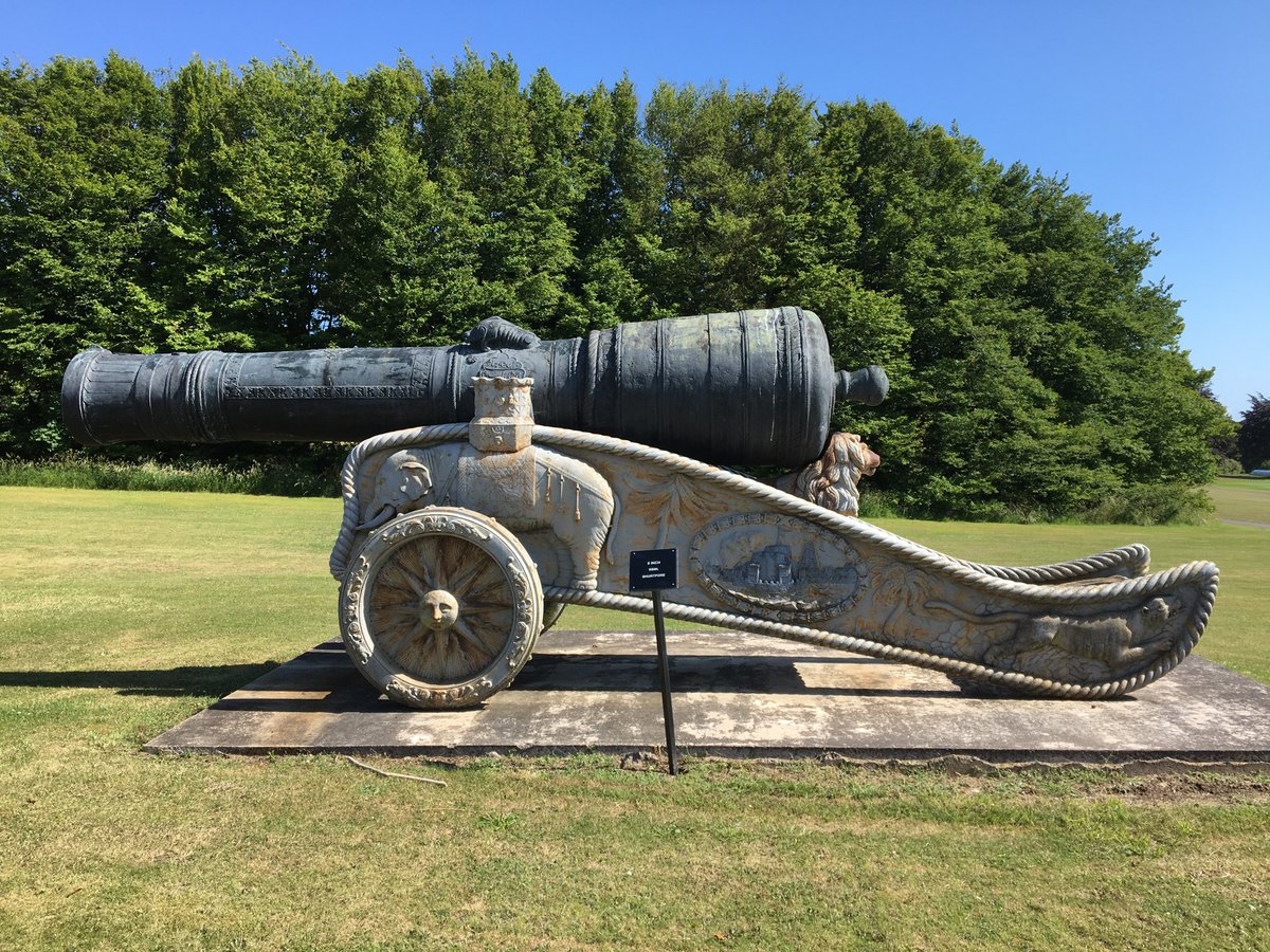 Our May Object of the Month features the Bhurtpore gun. It was captured by Lord Combermere and his forces at the siege of Bhurtpore in January 1826. You can read more about this historic piece and the siege of Bhurtpore here bit.ly/3LPJDB7