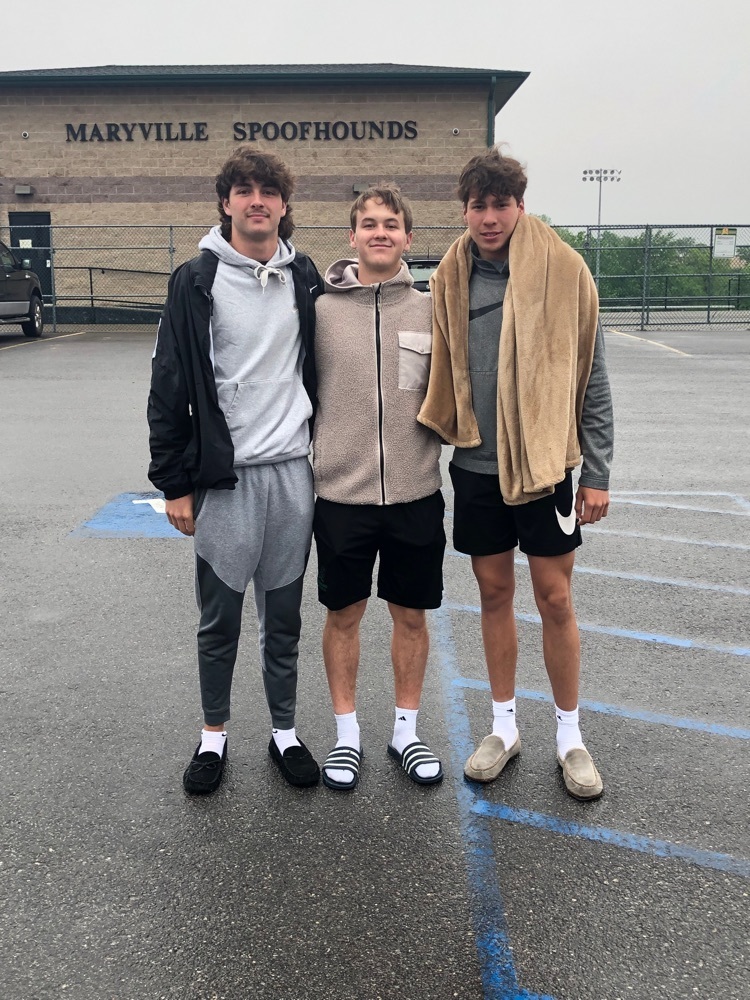 spoofhound1's tweet photo. State Bound Track &amp; Field! Good luck Spoofhounds! We are proud of you! #spoofhoundpride https://t.co/cB1pMsoqGG