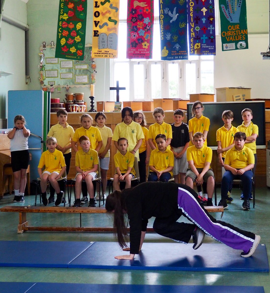 WittershamCEP's tweet photo. What an amazing time Wittersham pupils had with the GB Kickboxing champion visiting our school @FightingFitJess 
Jess inspired the children to - Think Big - Start Small - Never Give Up! @sportsfs https://t.co/1A1KgnIMW4