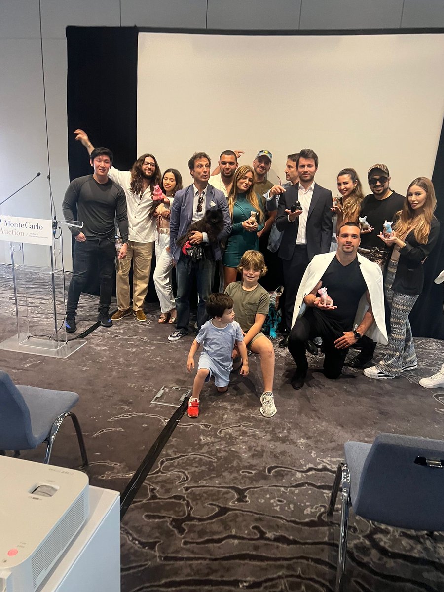 The team is getting bigger in Monte Carlo 🇲🇨!! <a href="/farokh/">Farokh</a> <a href="/Thenizzar/">Nizzar</a>  <a href="/EvanLuthra/">Evan Luthra</a> <a href="/andreswifitv/">Andres Meneses</a> <a href="/petrixbarbosa/">Petrix Barbosa</a> ❤️🖤❤️🖤