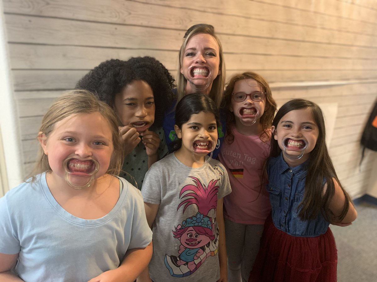 Mrs Riski takes Boardgame Day to the next level!🤣 #watchyourmouthgame @GESRiski #gesshineon #lastdayofschool