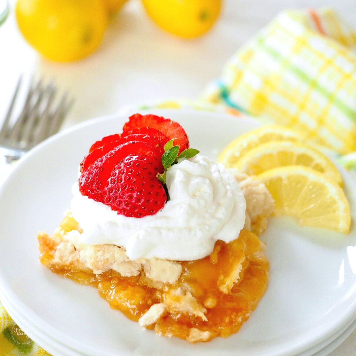 thefreshcooky's tweet photo. Lemon cream cheese dump cake recipe, just a few ingredients and 15 minutes prep, this will become your go-to summer lemon dessert. Using @rodellev vanilla and @latourangelle baking spray! #lemondumpcake #lemondessert #ad #lemonweek https://t.co/E0hkzsKeLP via @thefreshcooky https://t.co/6AUyKgmrnv