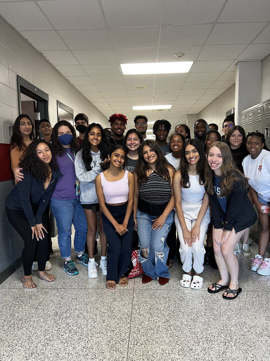 The Global Studies Academy Class of 2022 is ready to walk that stage tomorrow!! Congrats GSA C/O 2022!! <a href="/fbgsa/">Global Studies Academy</a> <a href="/GSAGlobalSummit/">Global Issues Summit</a> <a href="/THS_Tigers/">Travis High School</a>