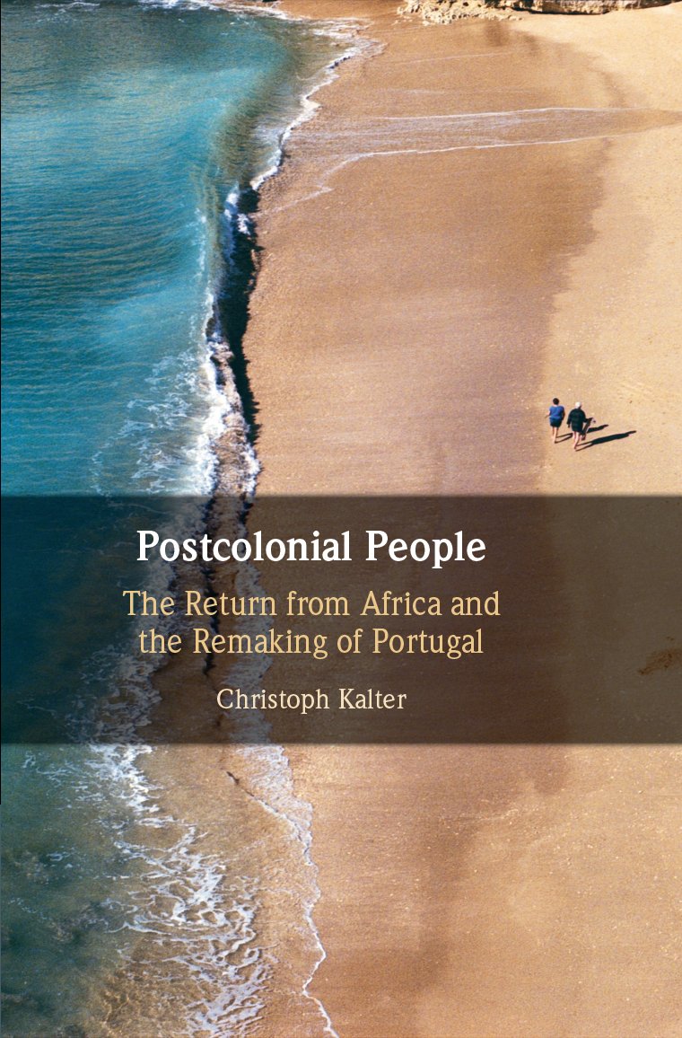 1/ My new book “Postcolonial People” is out with @cambUP_History! A study of #decolonization & #migration, it looks at the history & memory of ‘retornados,’ i.e., settlers returning from Portugal’s African colonies after the 1974 Carnation Revolution. tinyurl.com/ycktaf6k