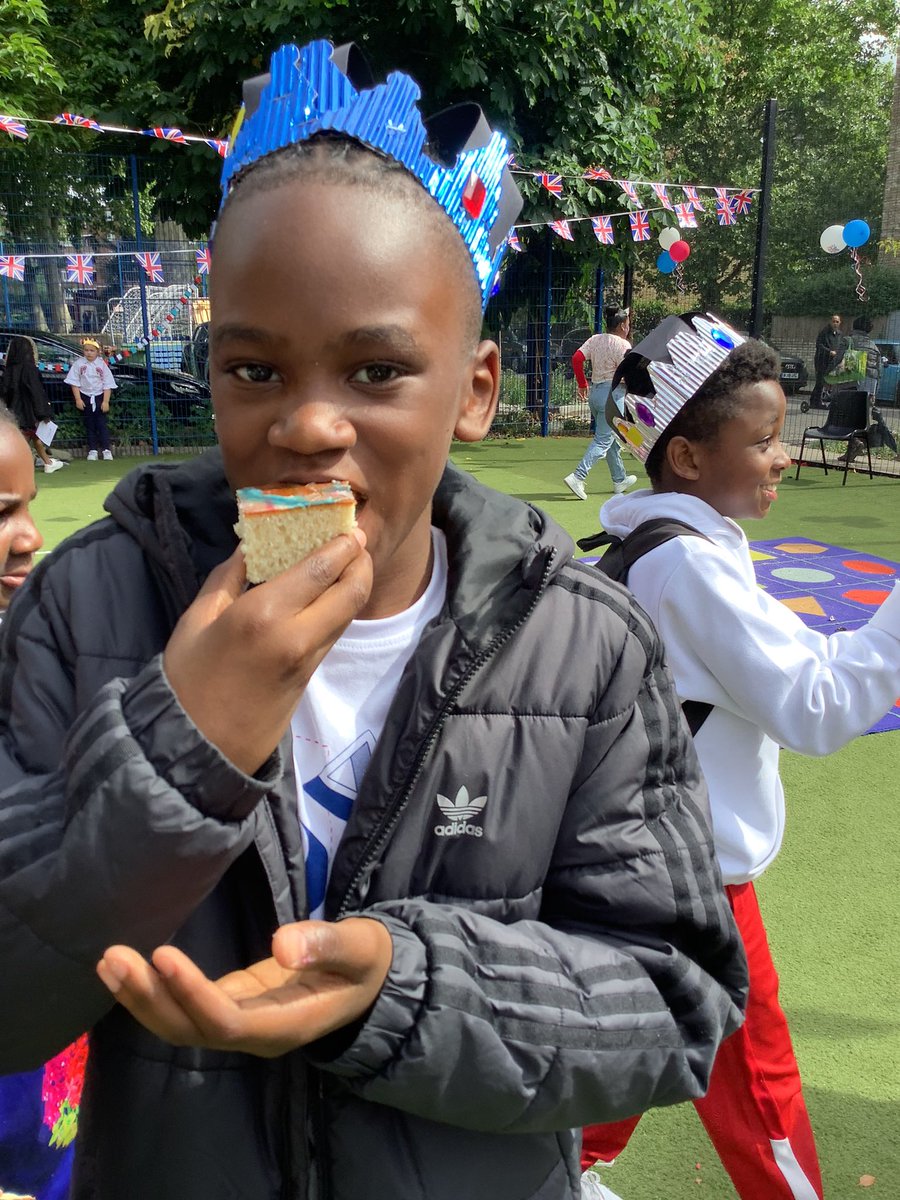 Lots of smiles at our Queen’s tea party. You should see the British cake we had! 🍰