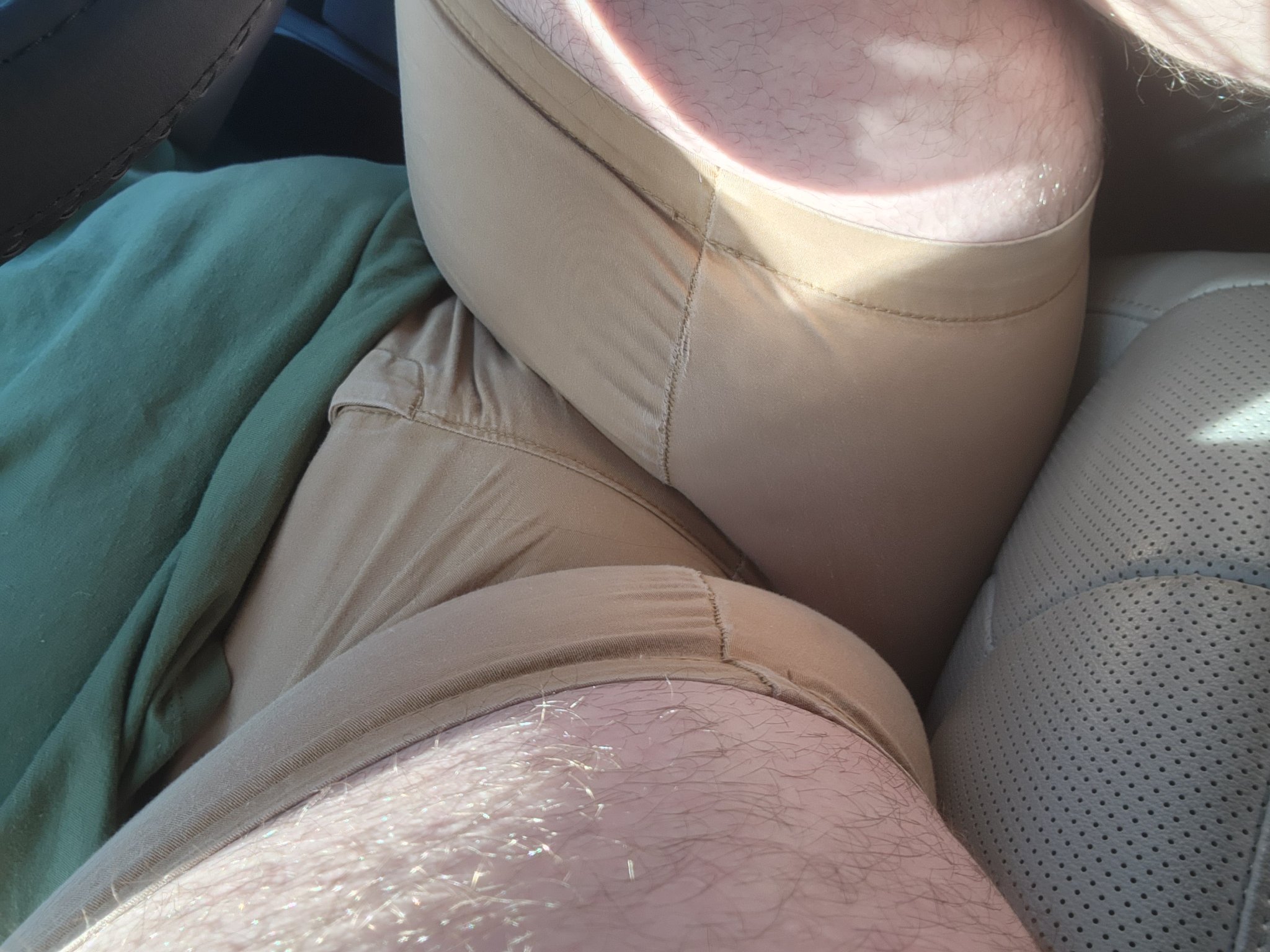 Thicc thighs and tight shorts make getting work without getting horny difficult https://t.co/gnZEi0i