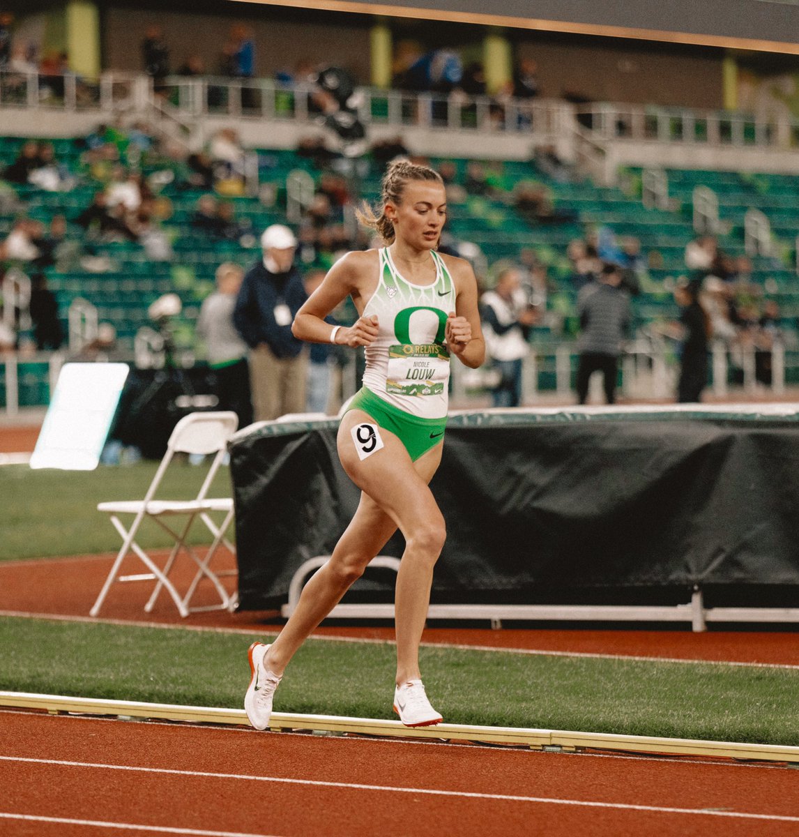 Nicole1500m's tweet photo. one last shot 🎟 https://t.co/mq5d3XAm5R
