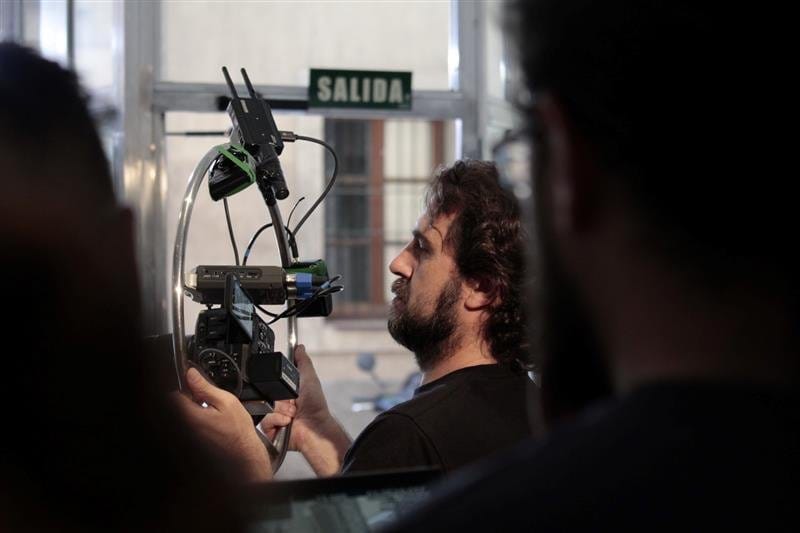 iesvegadelprado's tweet photo. 🎞️Tercera y última jornada del rodaje de "Frágil", proyecto ganador de la última Seminci, en la que l@s alumn@s de FP de Imagen y Sonido del @iesvegadelprado han estado colaborando, y aprendiendo de los mejores profesionales.
#somoselvega @valladolidfilm @SEMINCI @jmguimerans https://t.co/vH7kPBnwL9