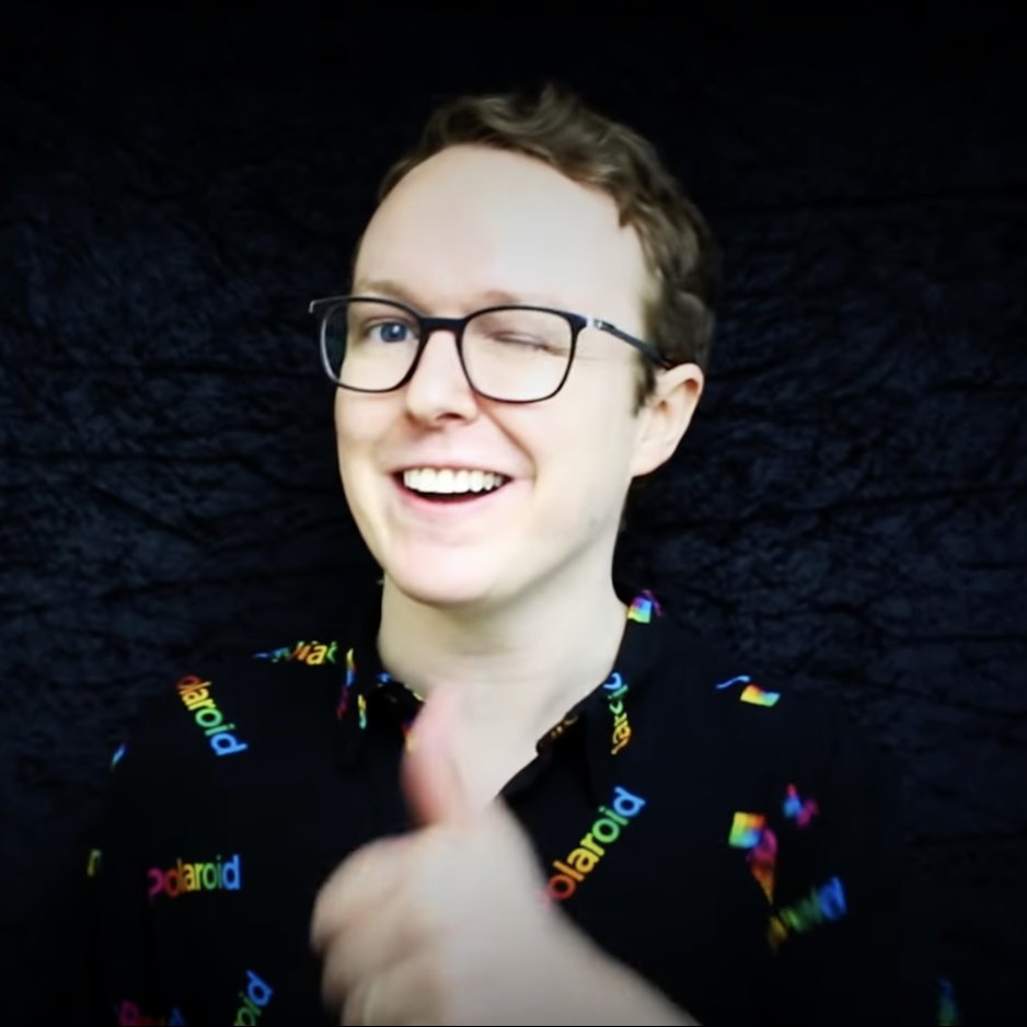 RickySetter's tweet image. Taking a moment to appreciate @that_chapter fashion sense✨ Love this, keep it up Mike!