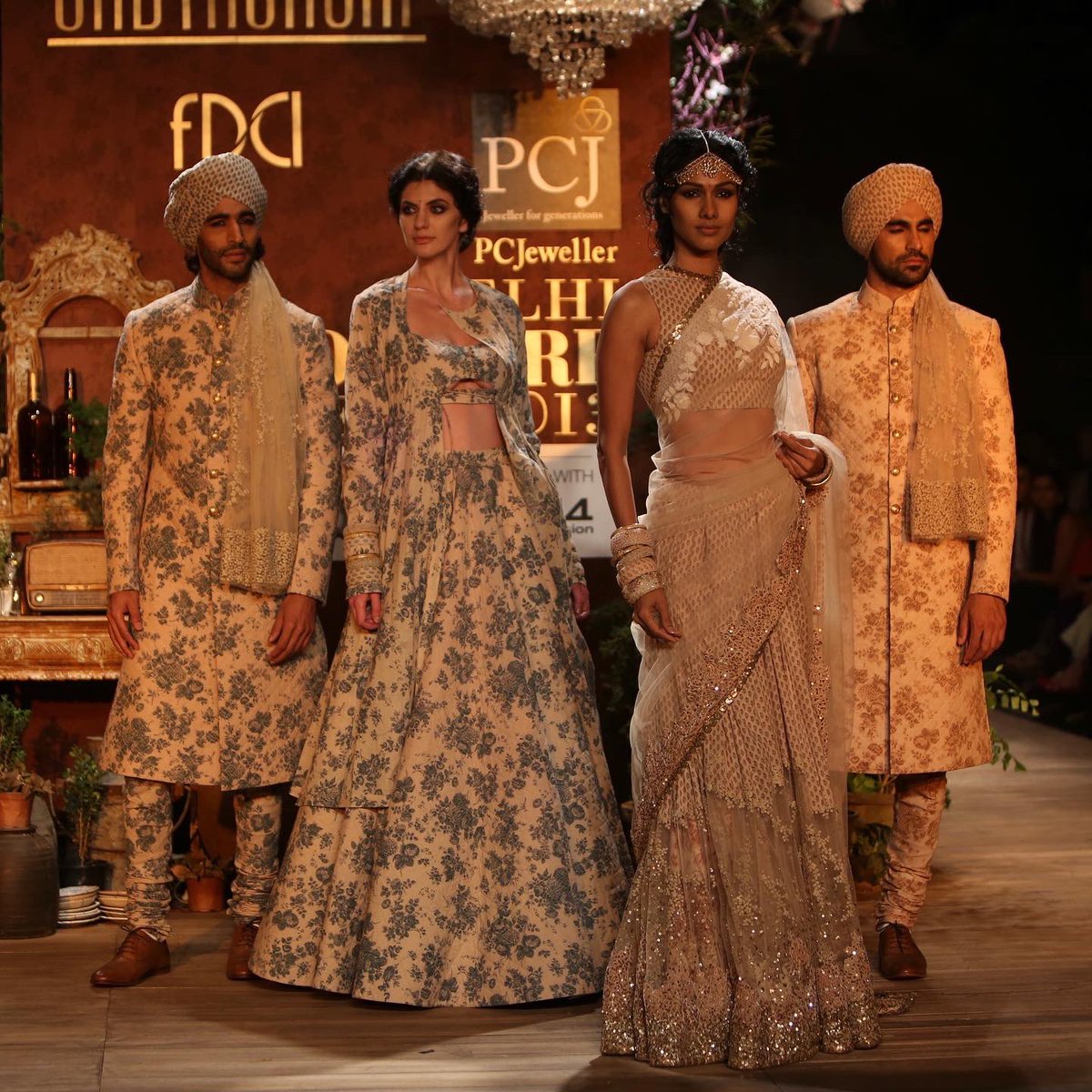 fdciofficial's tweet photo. #15YearsofICW - A celebration of Couture like no other.

Be with us, as we take you through the embellished journey of FDCI India Couture Week.

#15YearsofICW #IndiaCoutureWeek #ICW #ICW2022 https://t.co/YrHfSlyjg0