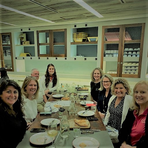 HelmsBriscoe's tweet photo. Thank you to our partners at @VisitFortMyers for hosting some of our team members for a fun an informational dinner! #WhyHB https://t.co/Z8OhLMmGLj