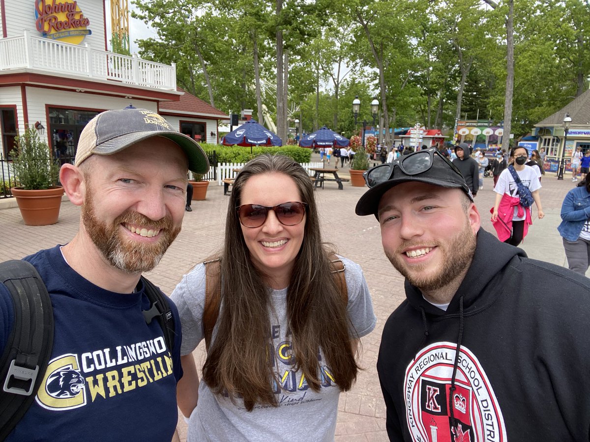 whalen's tweet photo. CHS color guard performed splendidly, #Stuco President Regan Reilly collected our plaque for supporting our state charity partner, and @MrsWhalenColls and I ran into the one and only @rayphilsnaps52! Great start to this years #NJASC spring awards conference! #collsedu https://t.co/QPMC0Li9H0