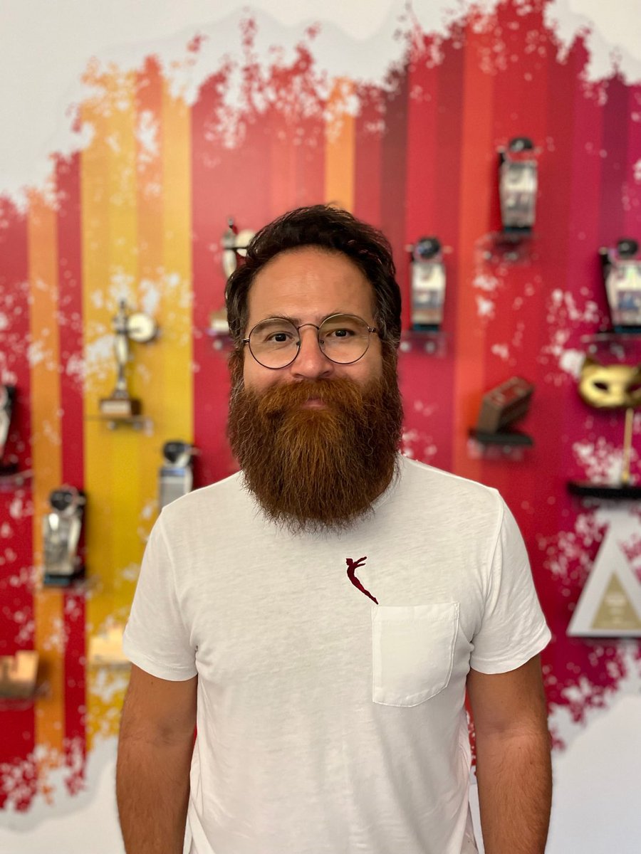 FCB Artgroup’a yeni genel müdürü 
reklam sektörünün deneyimli isimlerinden <a href="/ErhanAdsan/">Erhan Adsan</a> oldu.

adjustbrand.com/atamalar/fcb-a…