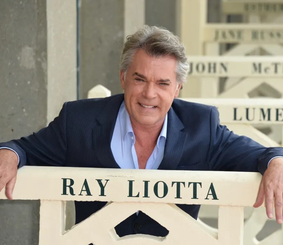 TMZ's tweet photo. Remembering Ray Liotta R.I.P. https://t.co/MjX97C4Tx9 https://t.co/mz2721AScK