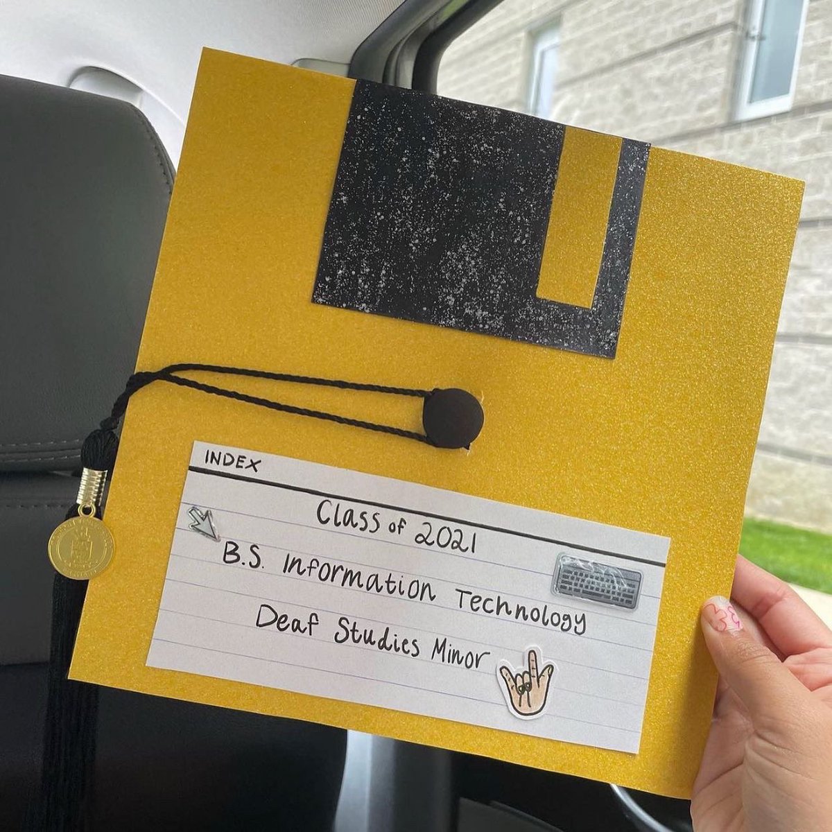 TU_CIS's tweet image. Congratulations to our newest graduates! #tucis #graduation