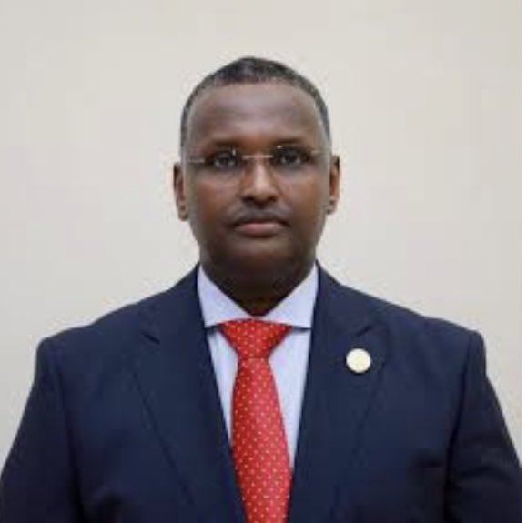 Viimtoisse's tweet photo. Congratulations to the new somali intelligency chief hon @mahadsalad 🇸🇴🙏 https://t.co/TQb3C5oxg8