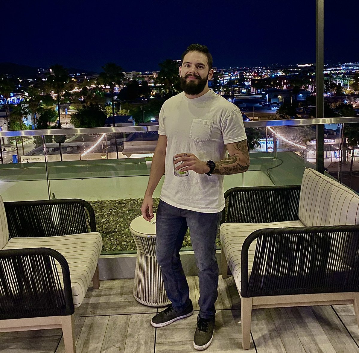 DevinAdiar's tweet photo. Nothing better than great drinks and conversations on a rooftop! 🍻 https://t.co/DZWpokfb9i