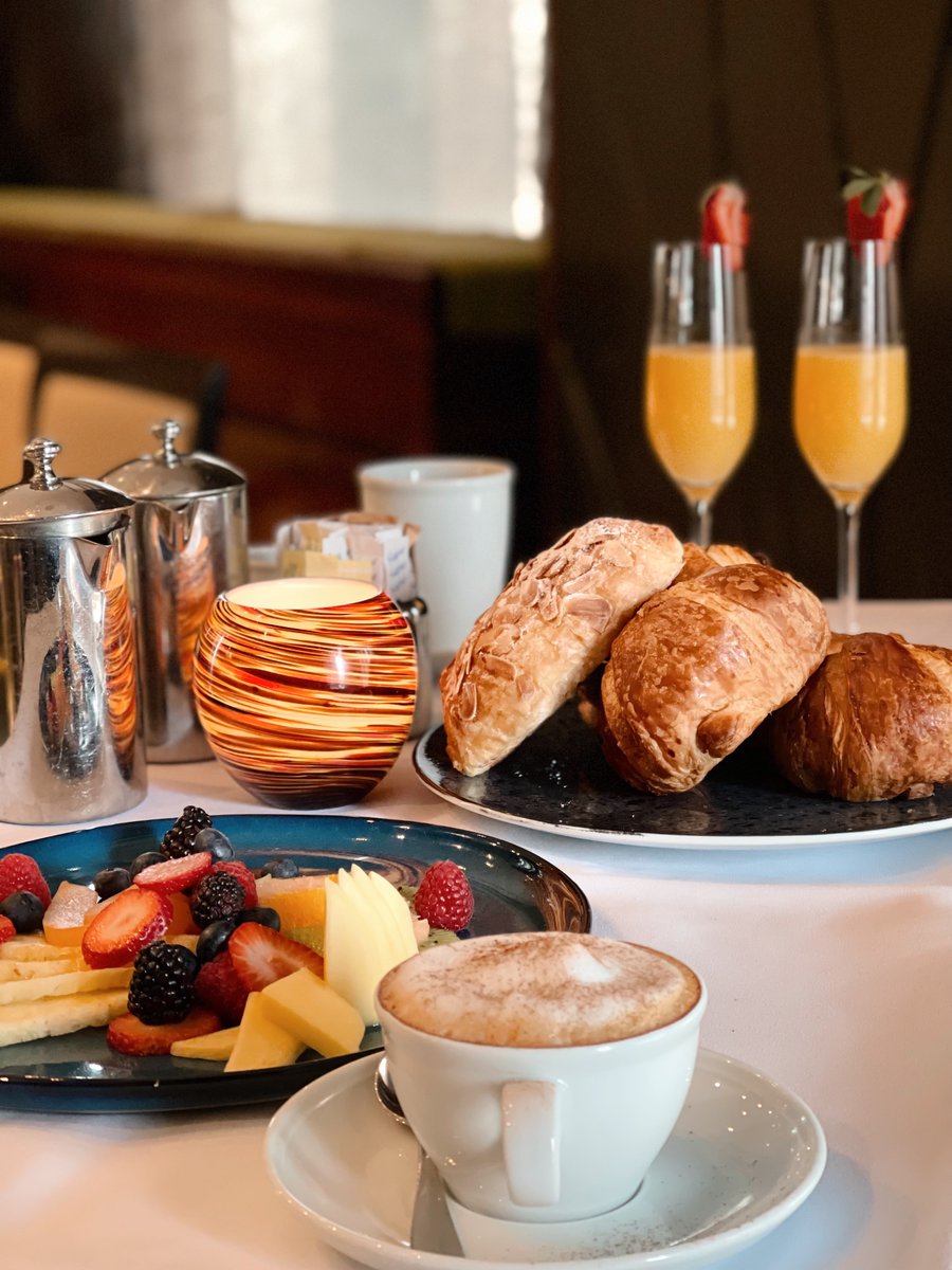 HyattNyc's tweet photo. Need a breakfast spread that’s actually worth getting out of bed for?? ☕️
Our Wall &amp; Water Restaurant fulfills all of your breakfast cravings 😋
Stay or visit us, at the Hyatt Centric Wall Street Hotel, where you are in #TheCenterOfEverything📍 https://t.co/N4FoWGp8S5