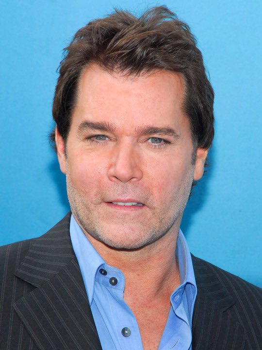 AlertaNews24's tweet photo. 🇺🇸 | AHORA: El actor Ray Liotta ha muerto a los 67 años. https://t.co/IgIDAGSYY9