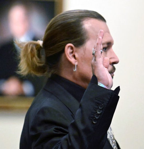 GellertDepp's tweet photo. No matter what the jury decide, Johnny Depp went from being made to feel that his life wasn’t even worth living to being able to take the stand and tell the world that he is a victim of domestic violence. 

That’s the story here. Johnny Depp is a survivor 🖤 #JusticeForJohnnyDepp https://t.co/9UZ2yedsRt