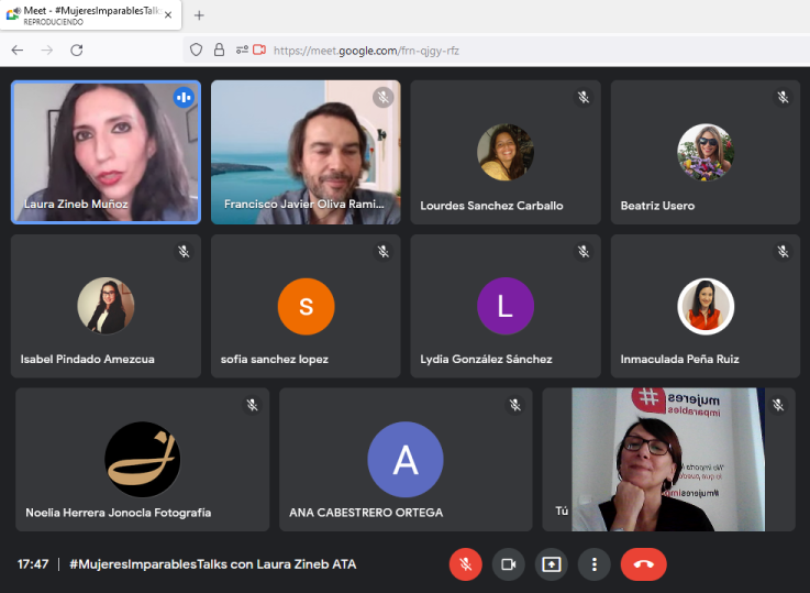 👉 <a href="/laurazineb/">Laura Zineb 🌙</a> en #MujeresImparablesTalks "A lo que no está en los libros le puse mi propia letra".

👏 #Honestidad y #coherencia, así define <a href="/javioliva1/">Javier Oliva</a> la intervención de Laura y su #charlainspiradora sobre el poder de las #palabras.

💜 #Gracias por compartir vuestro #talento!