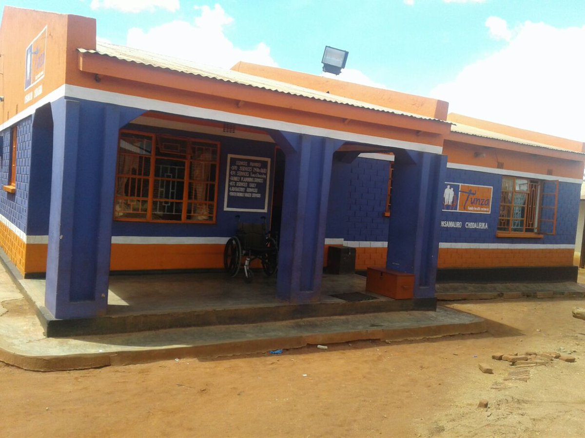 MVKarra's tweet image. 🚨The 1st results from the Malawi Family Planning Study (#MFPS) have been published in @PNASNews with @davidcanning6, @Danmaggioecon and Muqi Guo!
Full paper: pnas.org/doi/10.1073/pn…
Blog: gdpcenter.org/38ivbUx
🧵 for highlights ⬇️