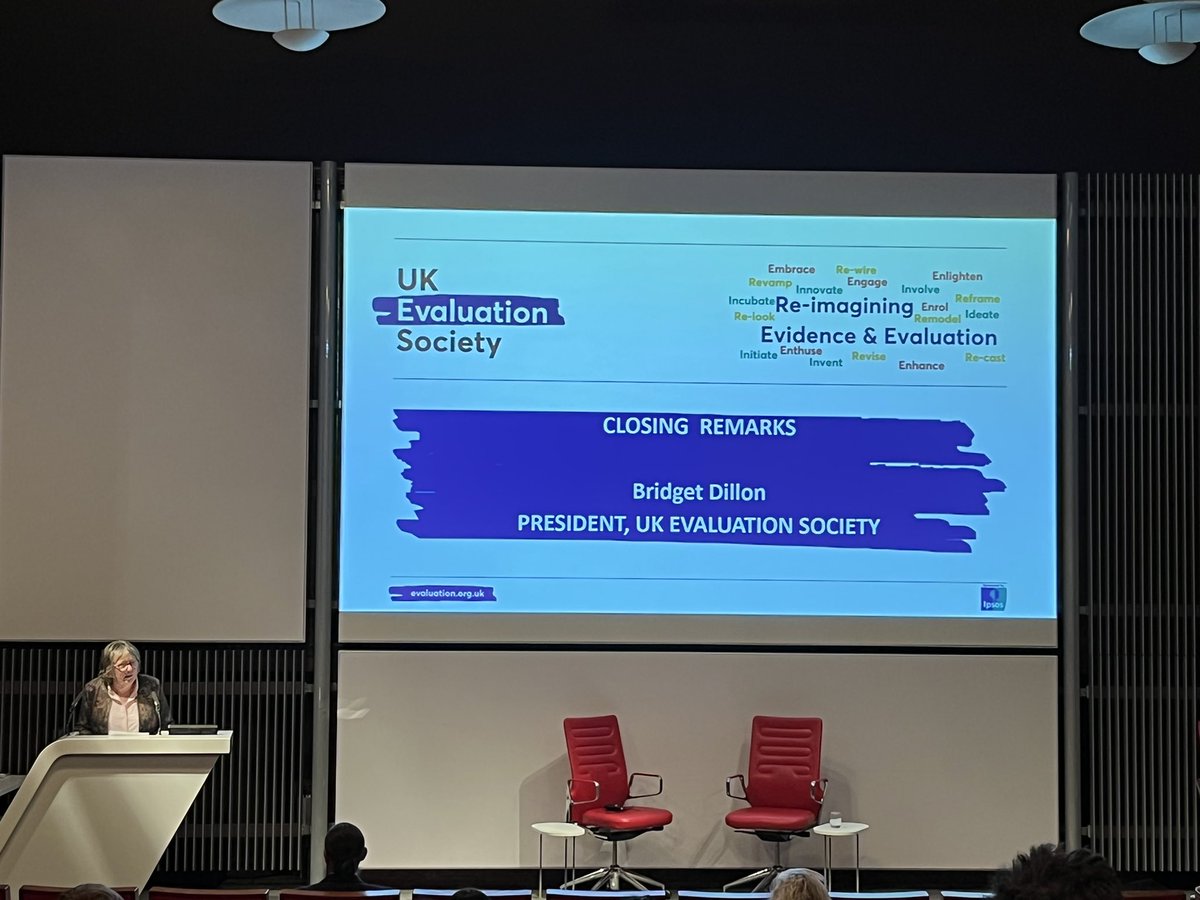 GRAND FINALE: President’s closing speech…’these are important times for organisations like ours and the #evaluation profession’ so let’s all make the best of it! 🥳 #ukesconf22 <a href="/UKevaluation/">UK Evaluation Society</a>