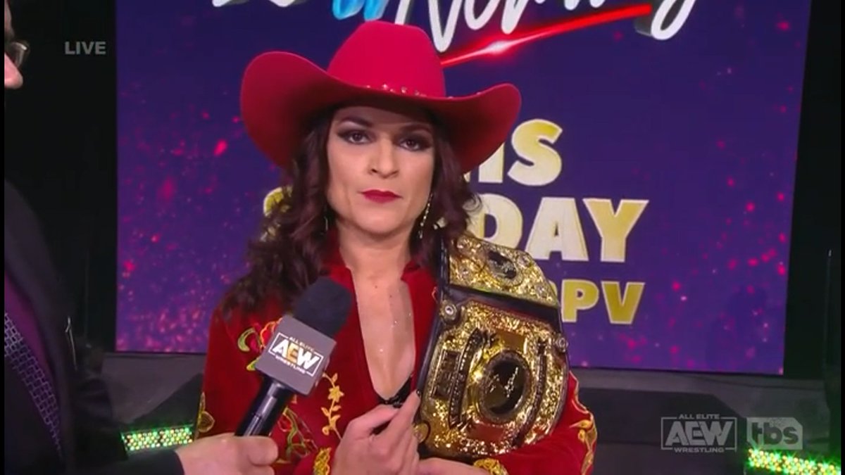 AShowQuan's tweet photo. #FitWatch: That hat fire. And that belt is beautiful. I can't say it enough. #AEWDynamite https://t.co/CwX0QaNPWS