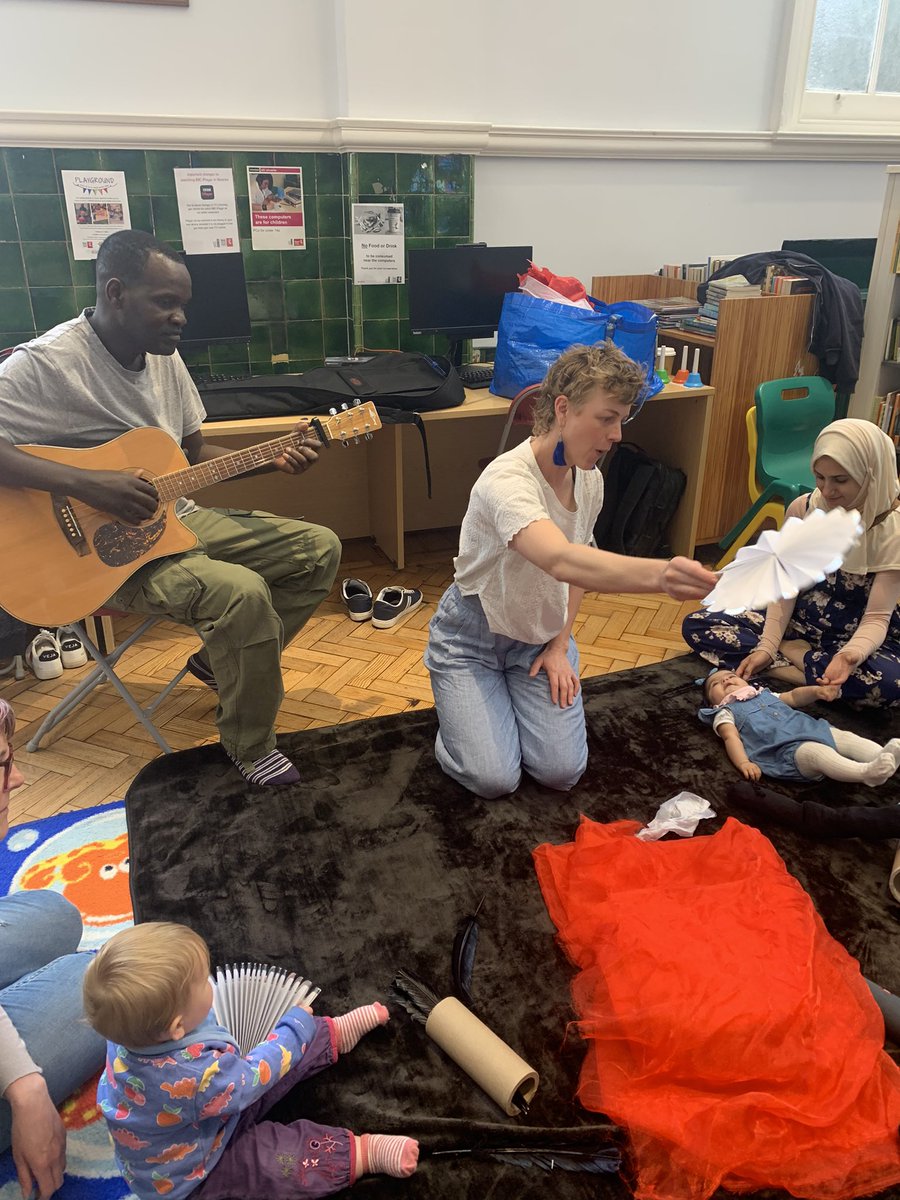 Really lovely Playground session this morning in Gravesend with inspiring creative babies #Reconnect #letscreate #earlyyears <a href="/ace_southeast/">Arts Council England, South East</a> <a href="/ArtsworkLtd/">Artswork</a> <a href="/kentlibraries/">Kent Libraries</a> <a href="/kentculture/">Kent Culture & Creative Economy Service</a> <a href="/UnikentICCI/">Institute of Cultural and Creative Industries</a>