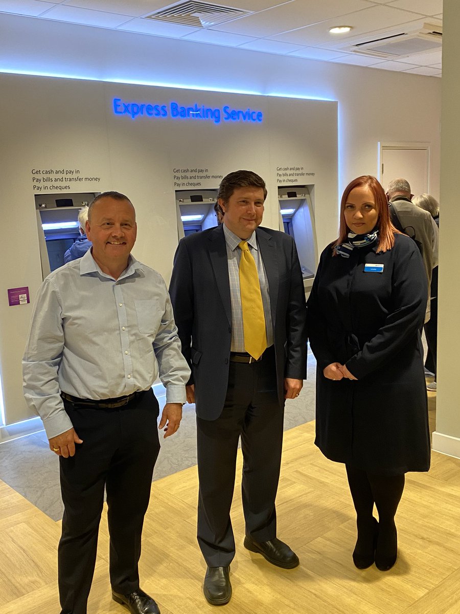 david_bruce2's tweet photo. A privilege to welcome @ALewerMBE today at the new @BarclaysUK branch in Northampton which offers the latest banking technology making everyday banking quicker and easier for customers https://t.co/fR2KNiEO1w