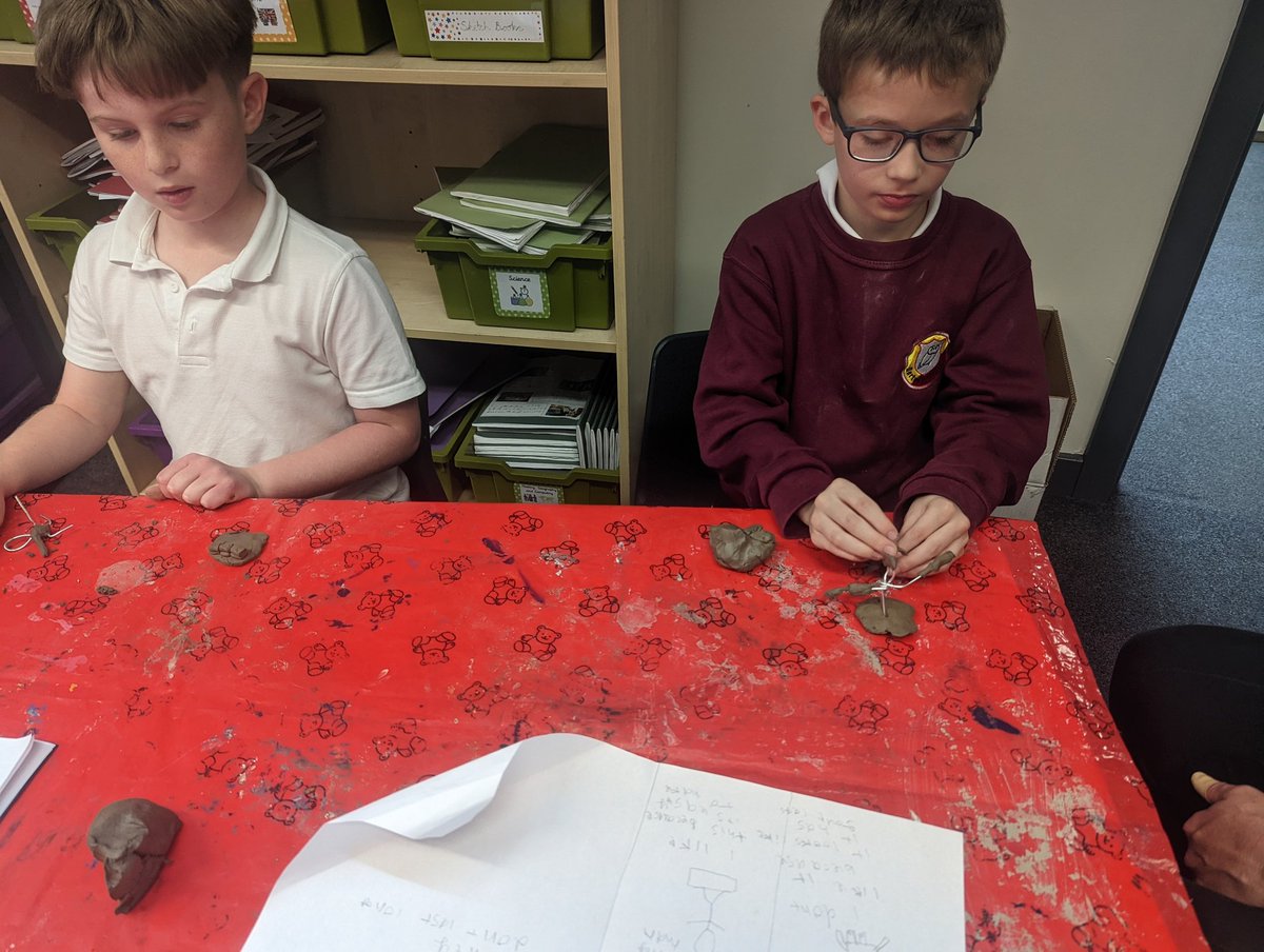 Class5DPS tweet media