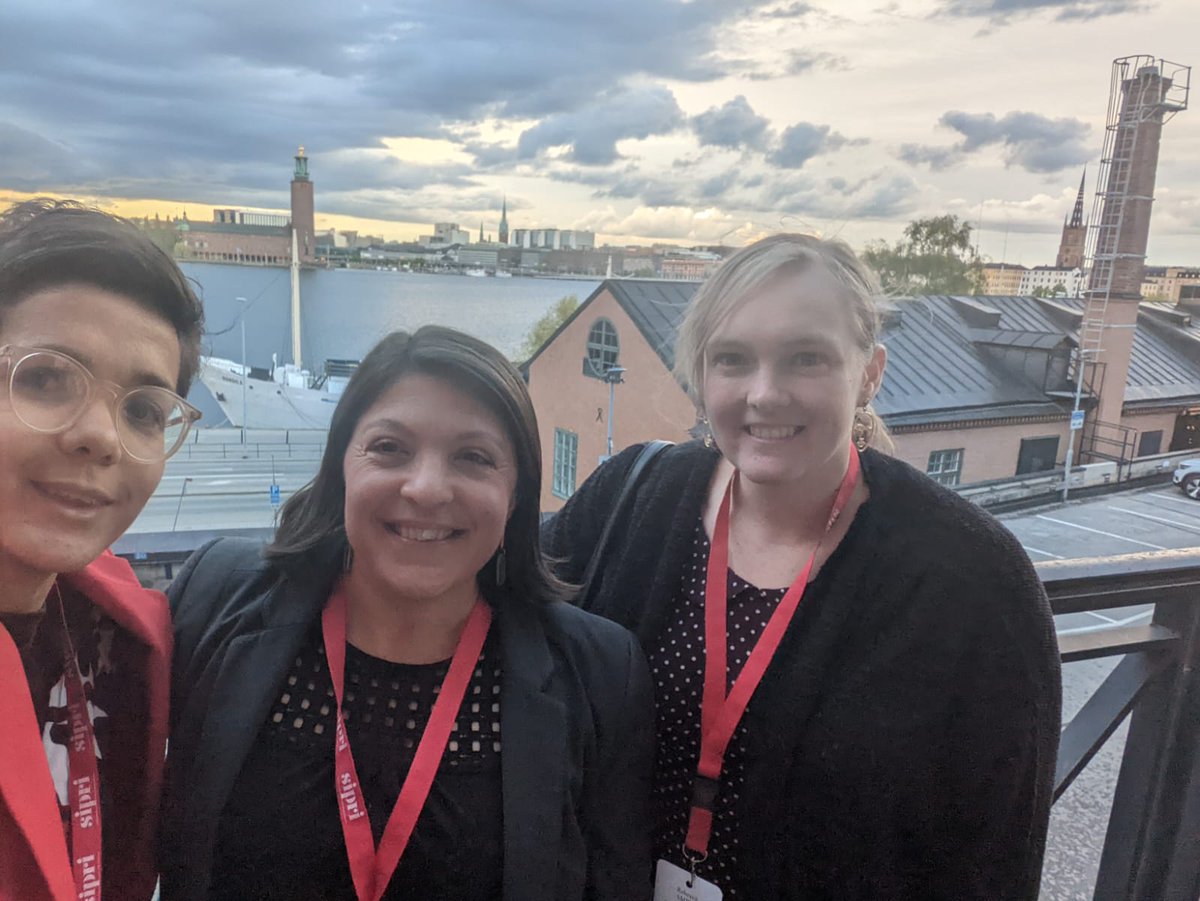 SarahLBradford's tweet photo. After a thought-provoking, challenging &amp; inspiring 3 days at #SthlmForum w/ @CRbuildpeace colleagues we say goodbye! Key takeaways: have to connect local w/ global to address challenges of climate &amp; conflict; those impacted (incl. youth) must be involved &amp; we have to keep hope! https://t.co/CSnbrqpDtx