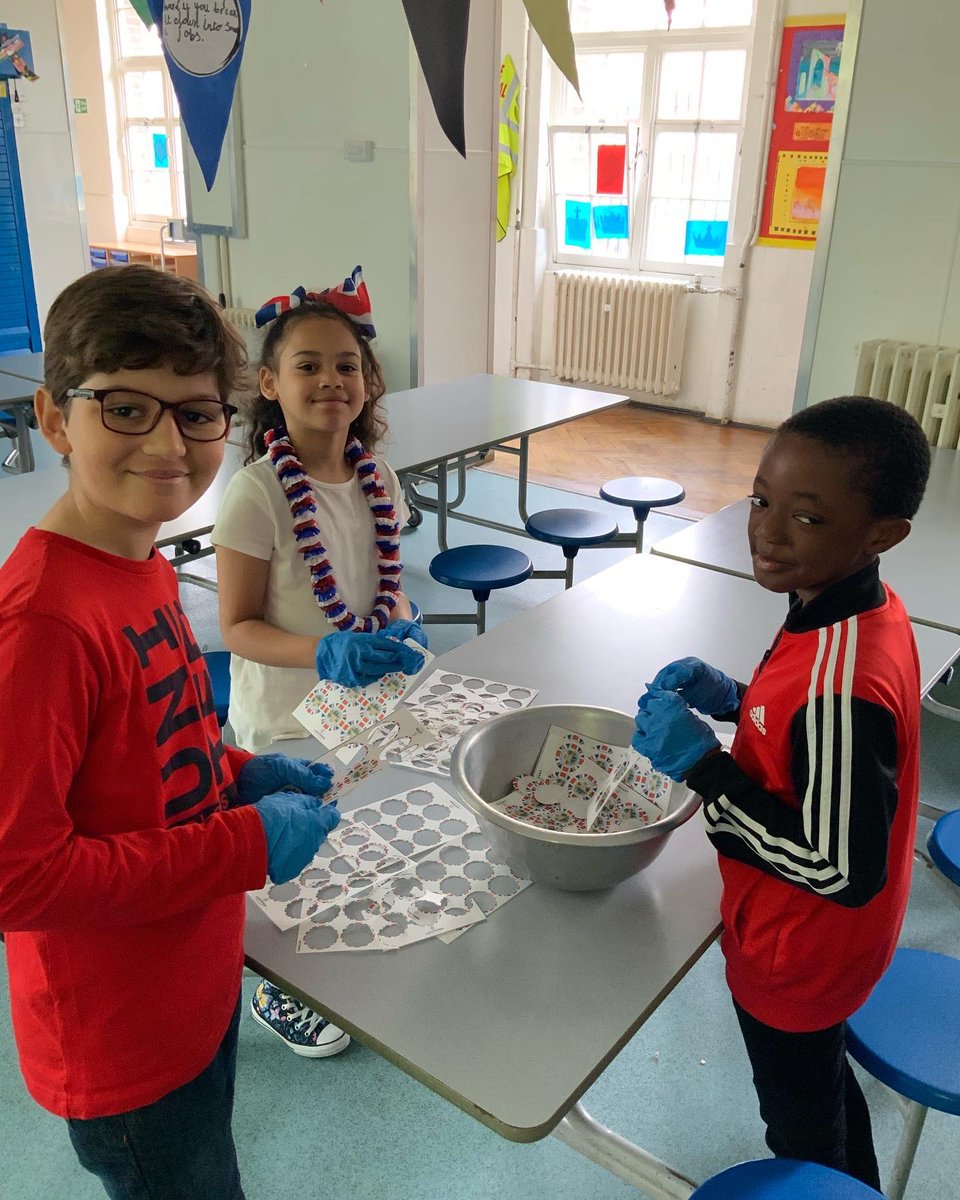 St John the Baptist tweet media