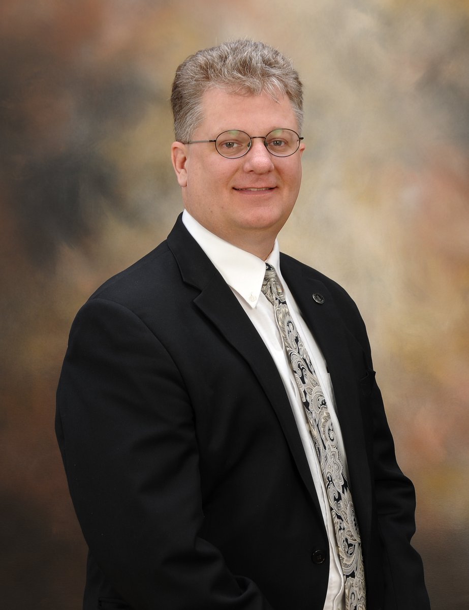 Roberts_Stoffel's tweet photo. Attorney Lynn Hughes is accepting new clients for estate planning.  If you want to set up an estate plan or revise your current estate plan, call us today for a free consultation! (702) 474-7007 https://t.co/tMEUSQudvQ