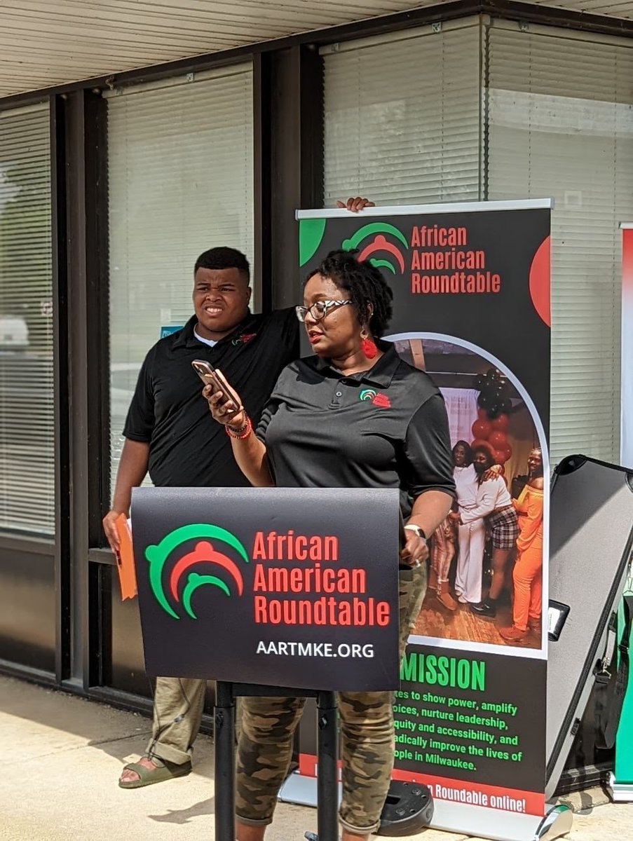 LiberateMke's tweet photo. Today, @AARTMKE and its partners gathered for a press conference and rally to hold city officials accountable for how American Rescue Plan Act funding is spent. https://t.co/K2qPuc9rMv #LiberateMKE #NoMoney2Cops #PBNow https://t.co/bqrQqLpsM8